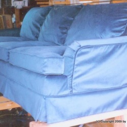 bluvelvsofa