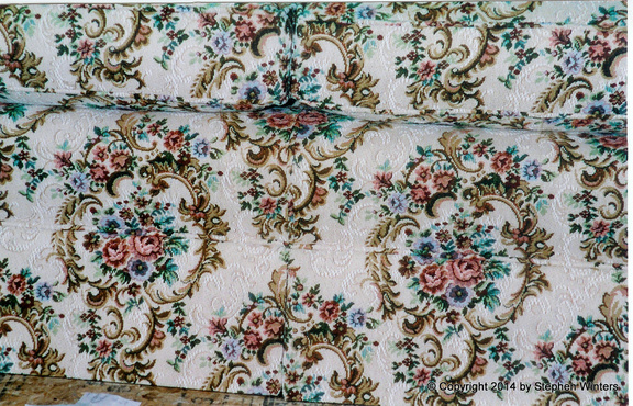 Campbell Loveseat 08