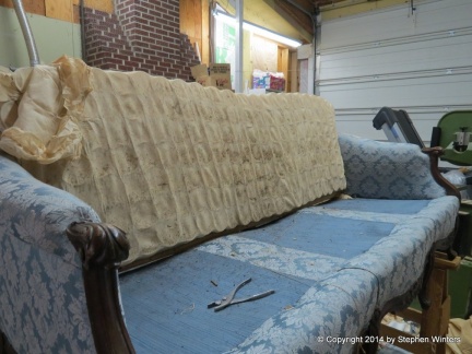 Johnson Antq sofa 022