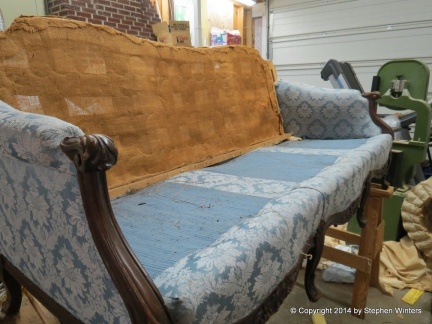 Johnson Antq sofa 025