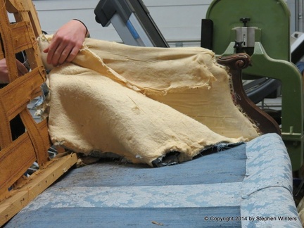Johnson Antq sofa 030